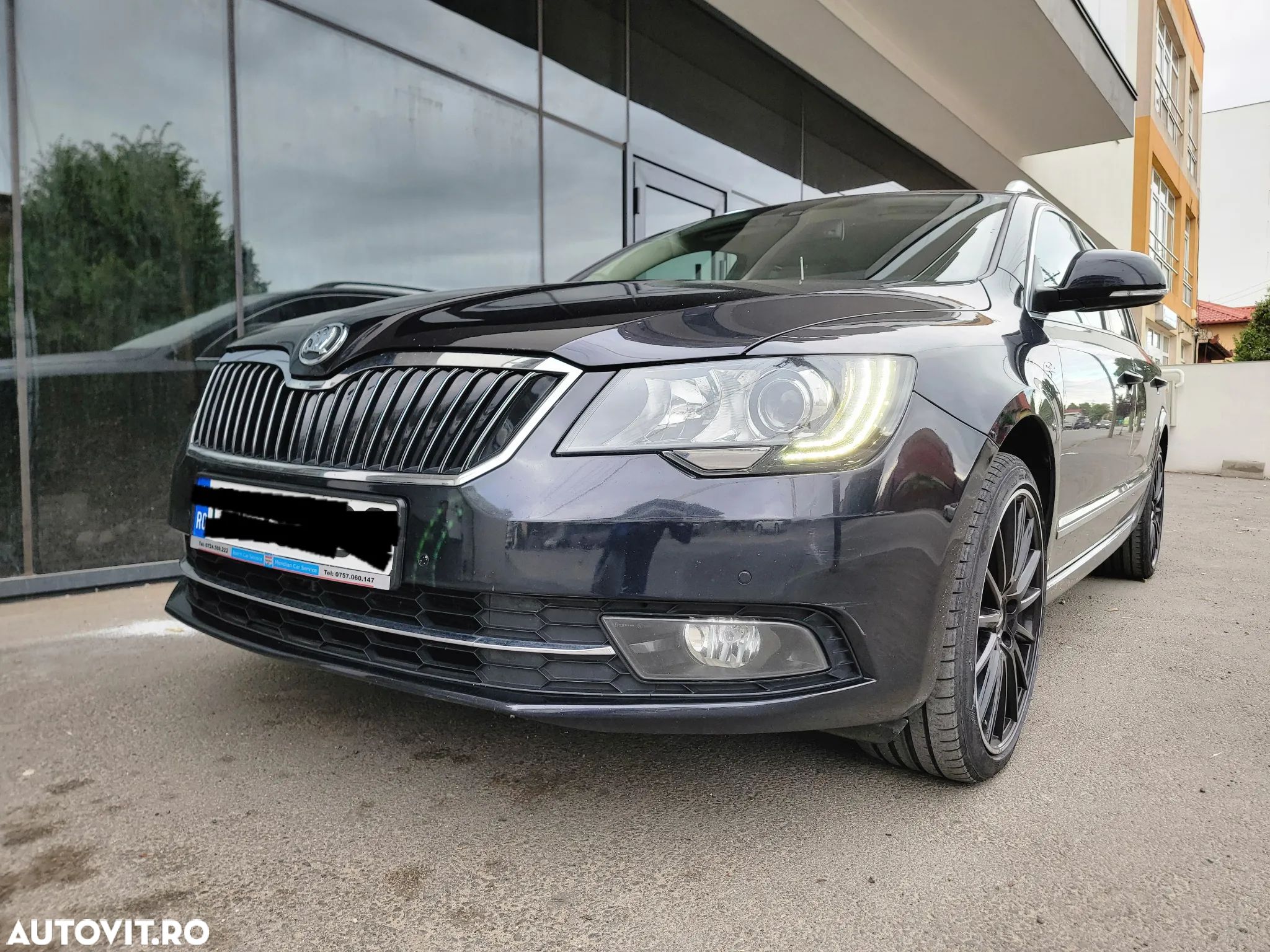 Skoda Superb Combi 2.0 TDI DSG L&K - 26