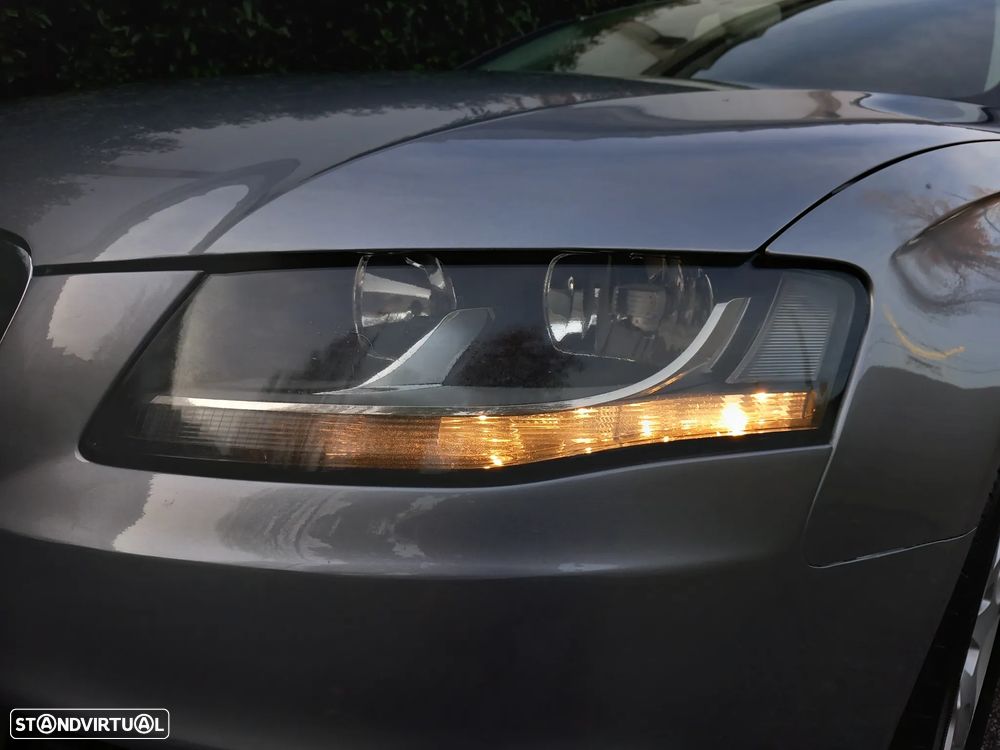 Audi A4 Avant 2.0 TDI Sport - 30