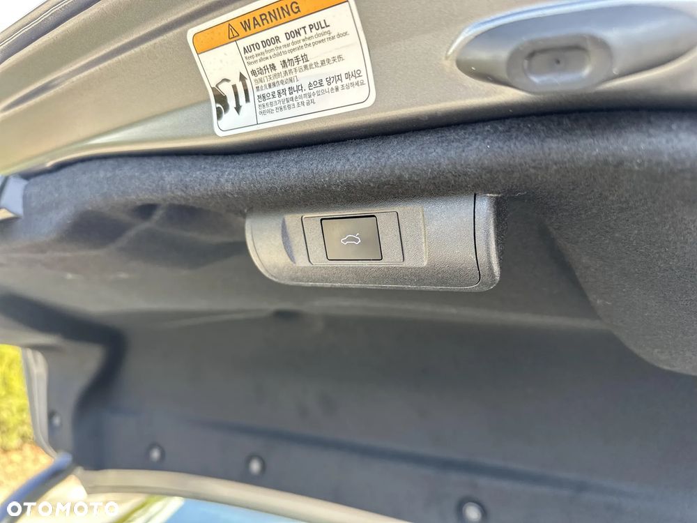 Toyota Camry 2.5 Hybrid Dynamic Force Comfort e-CVT - 28