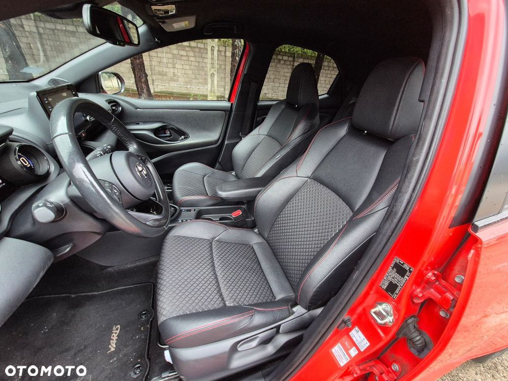 Toyota Yaris - 8