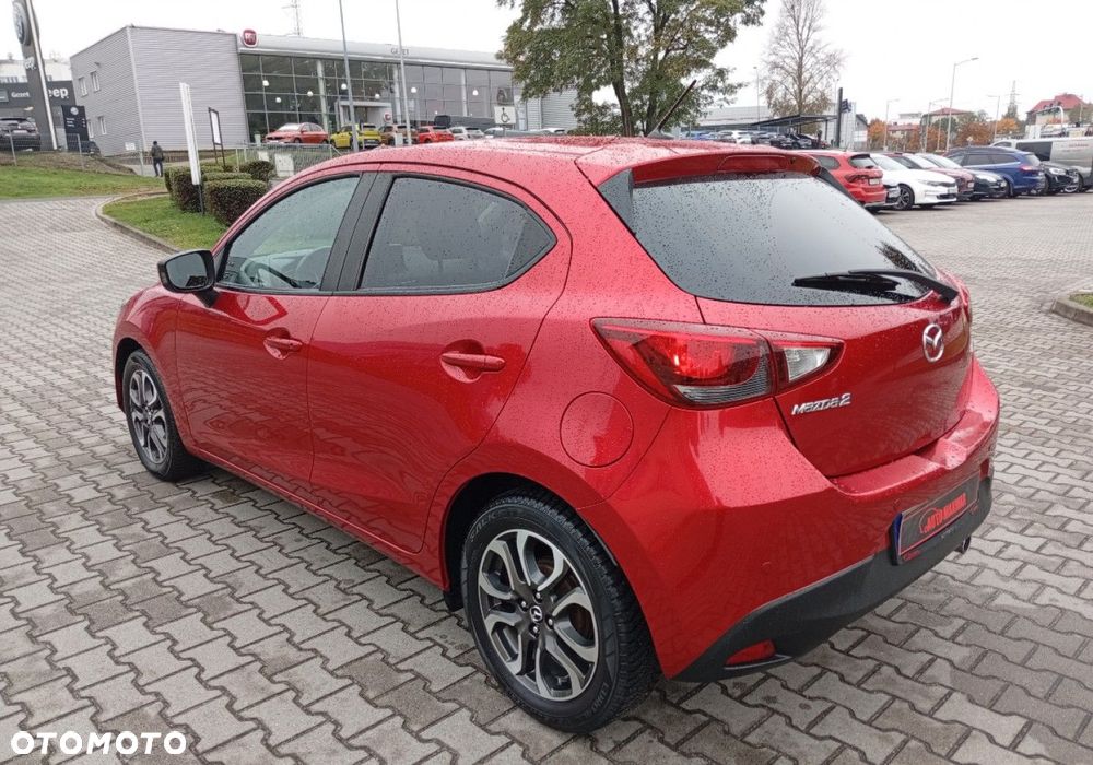 Mazda 2 - 10