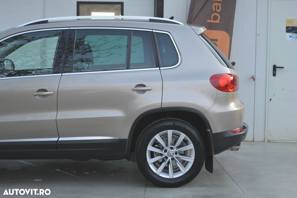 Volkswagen Tiguan 2.0 TDI DPF 4Motion BlueMotion Technology Sport & Style - 13