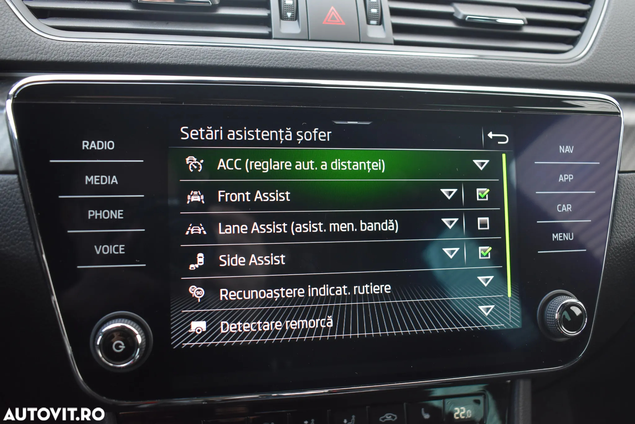 Skoda Superb 2.0 TDI 4X4 DSG Sportline - 18