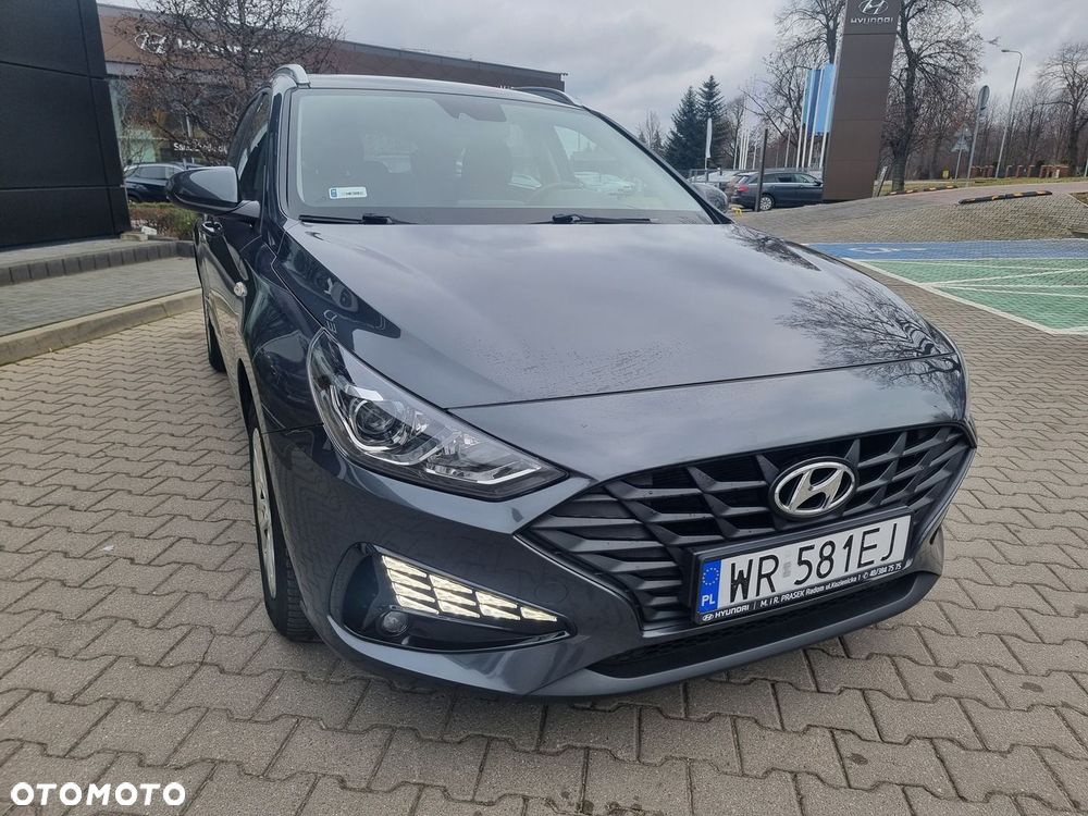 Hyundai i30 1.5 DPI Classic + - 6