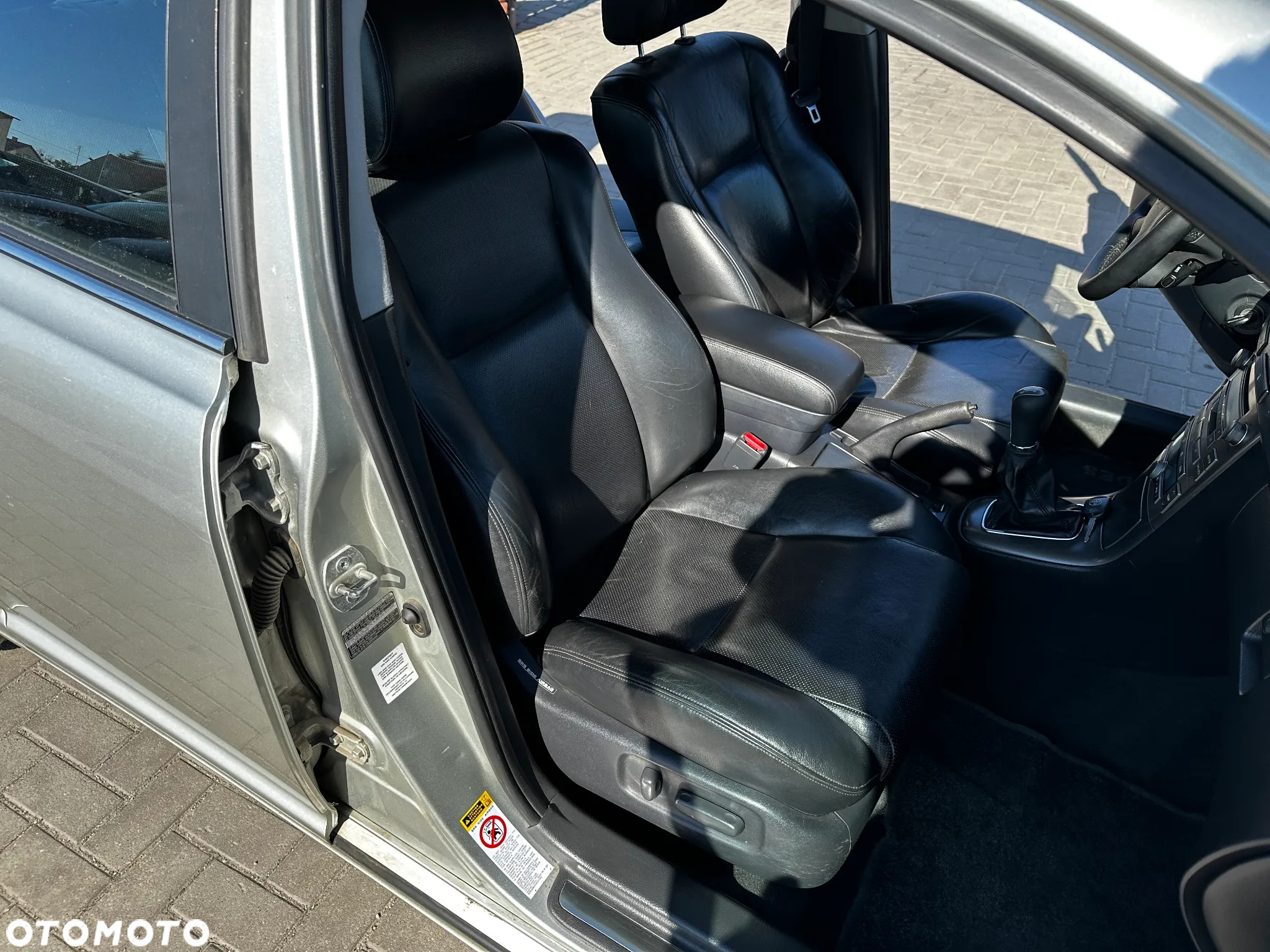 Toyota Avensis - 20
