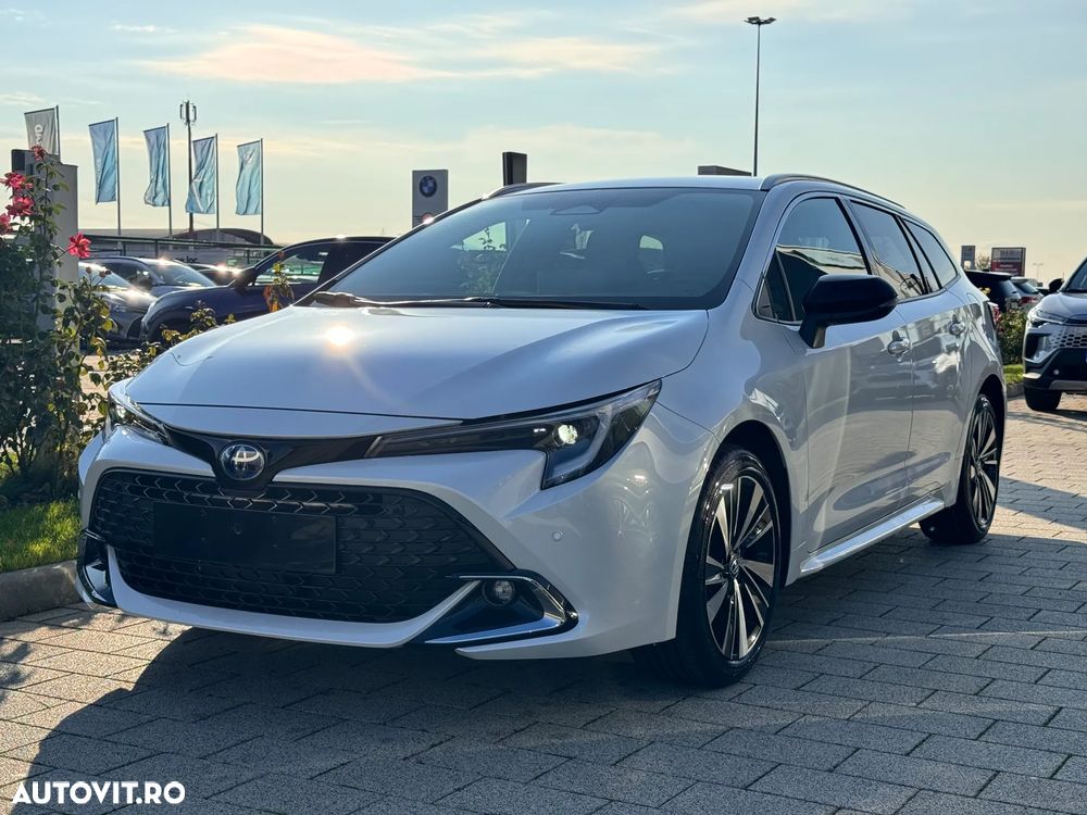 Toyota Corolla 1.8 HSD Dynamic - 3