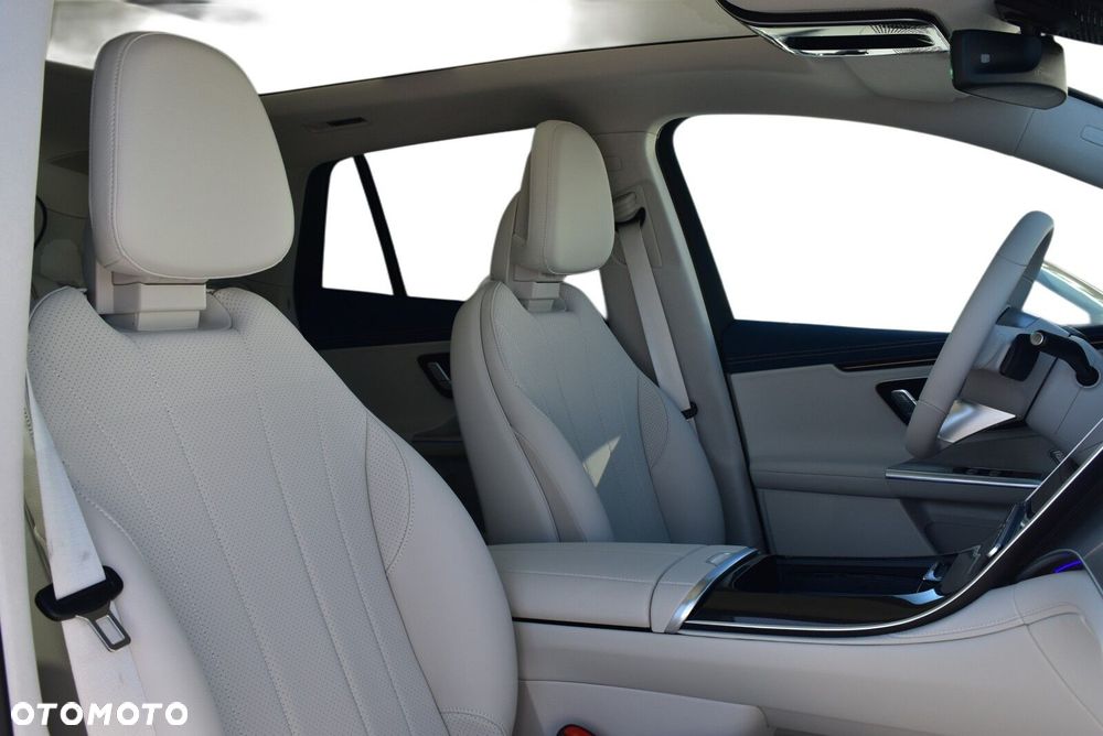 Mercedes-Benz EQE 350 89kWh 4-Matic Electric Art - 8