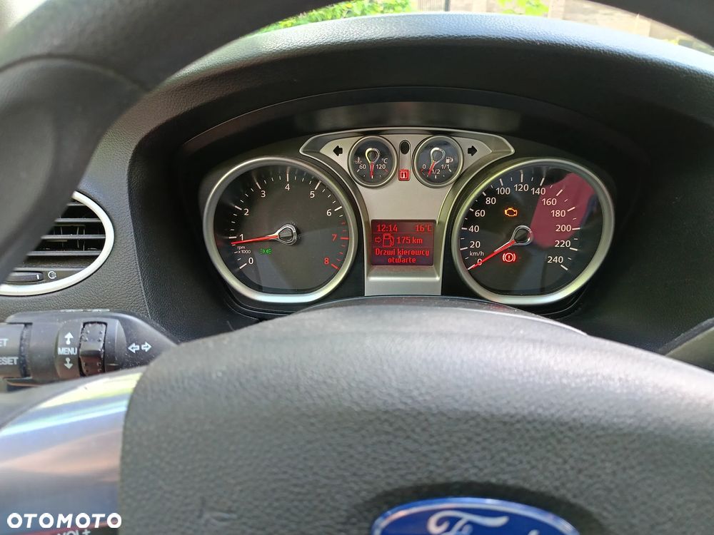 Ford Focus 1.6 Ambiente - 18