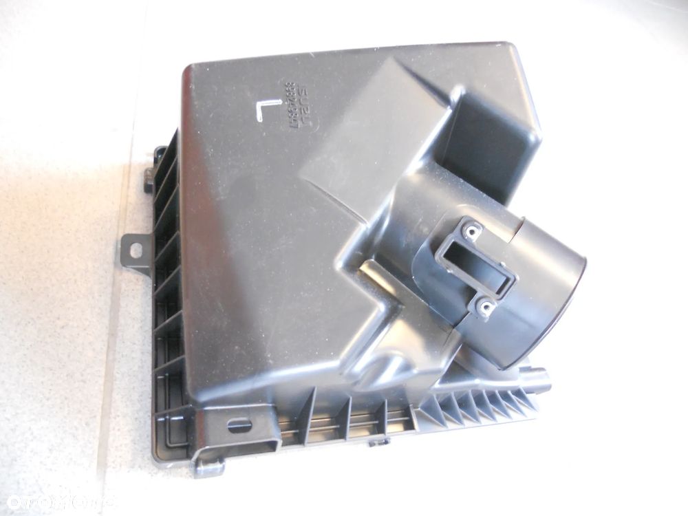 OBUDOWA pokrywa FILTRA powietrza D-max II - 3