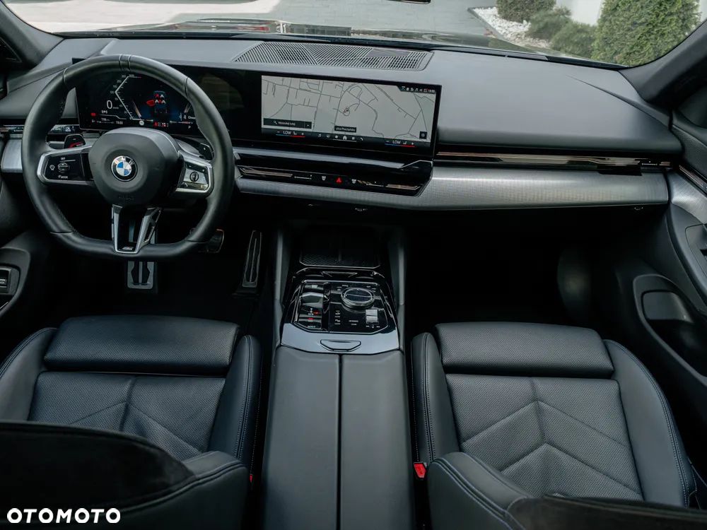 BMW Seria 5 520d xDrive - 5