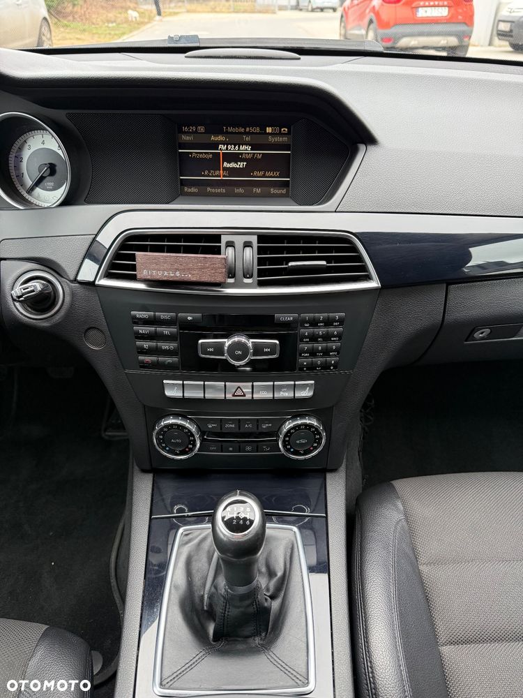 Mercedes-Benz Klasa C 180 BlueEFFICIENCY - 22