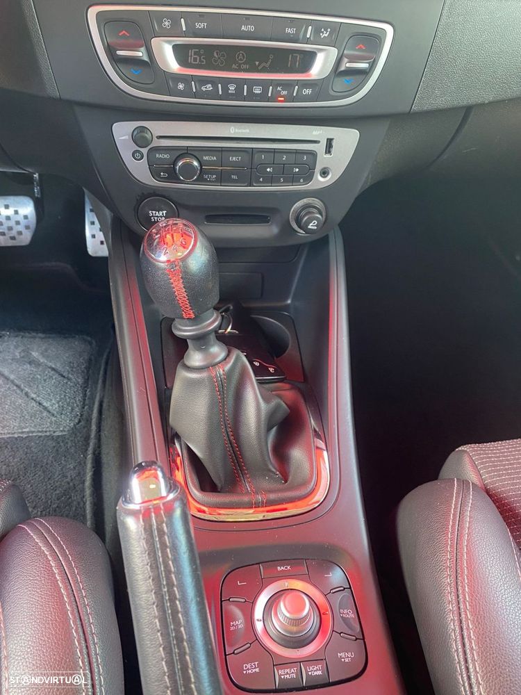 Renault Mégane 1.5 dCi Dynamique - 11