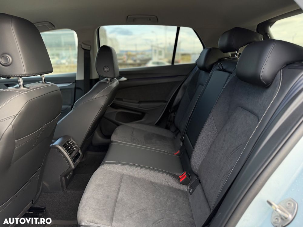 Volkswagen Golf 1.5 TSI eHybrid DSG PHEV Style - 9