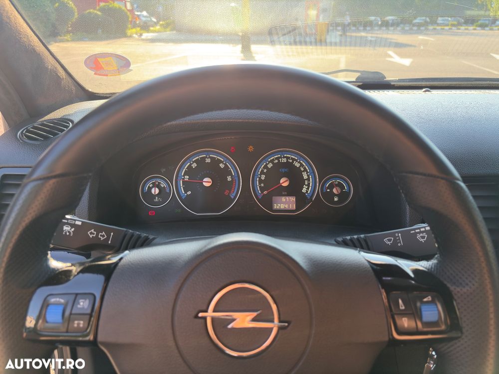 Opel Vectra 1.9 CDTI Essentia - 9
