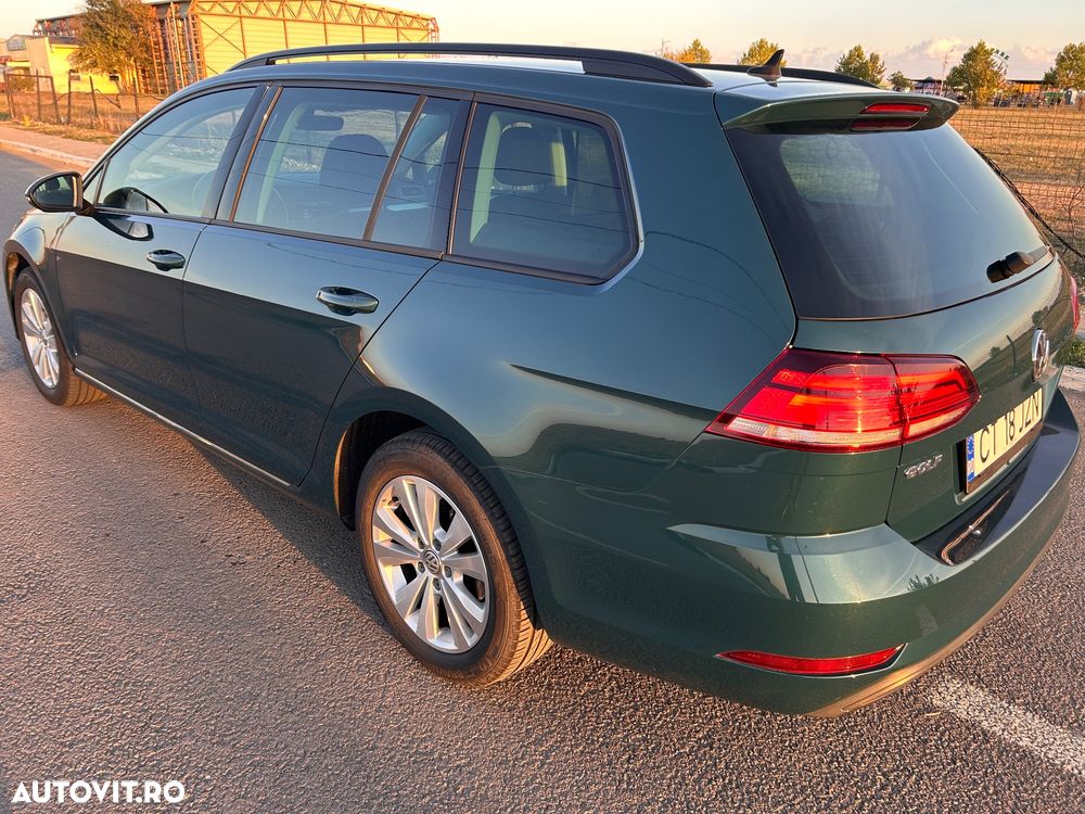 Volkswagen Golf - 4