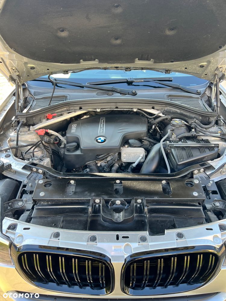 BMW X3 xDrive28i - 28