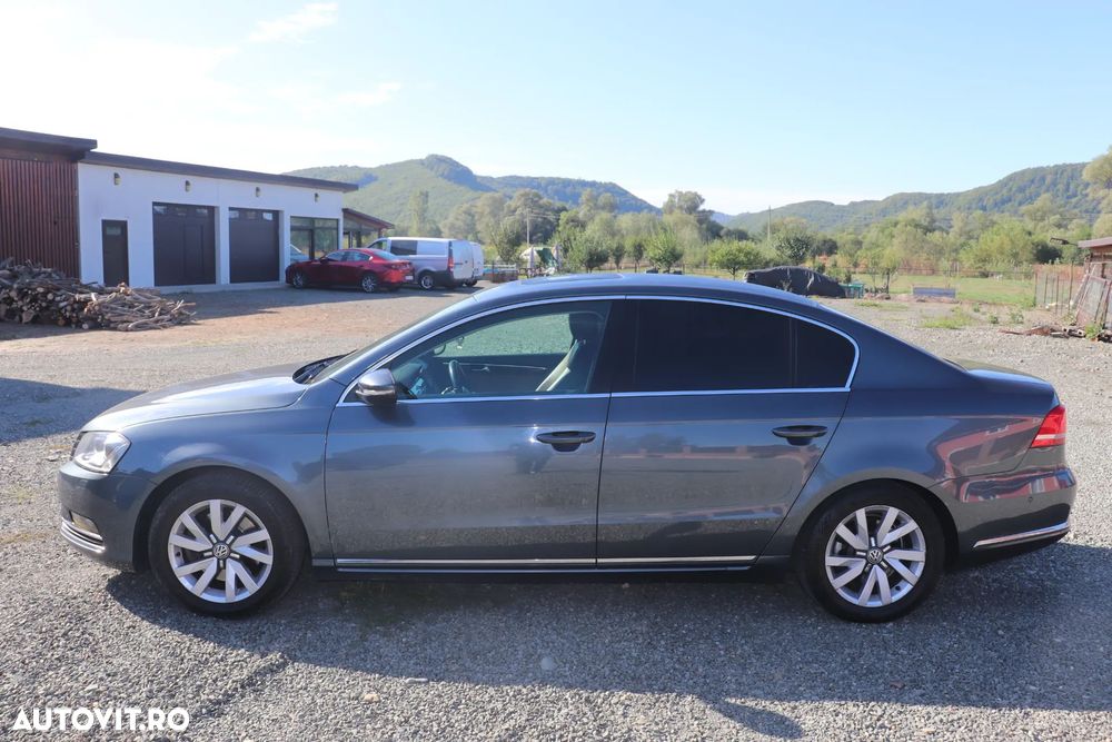 Volkswagen Passat 2.0 TDI DPF Blue TDI DSG Highline - 4