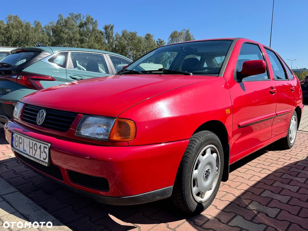 Volkswagen Polo - 5