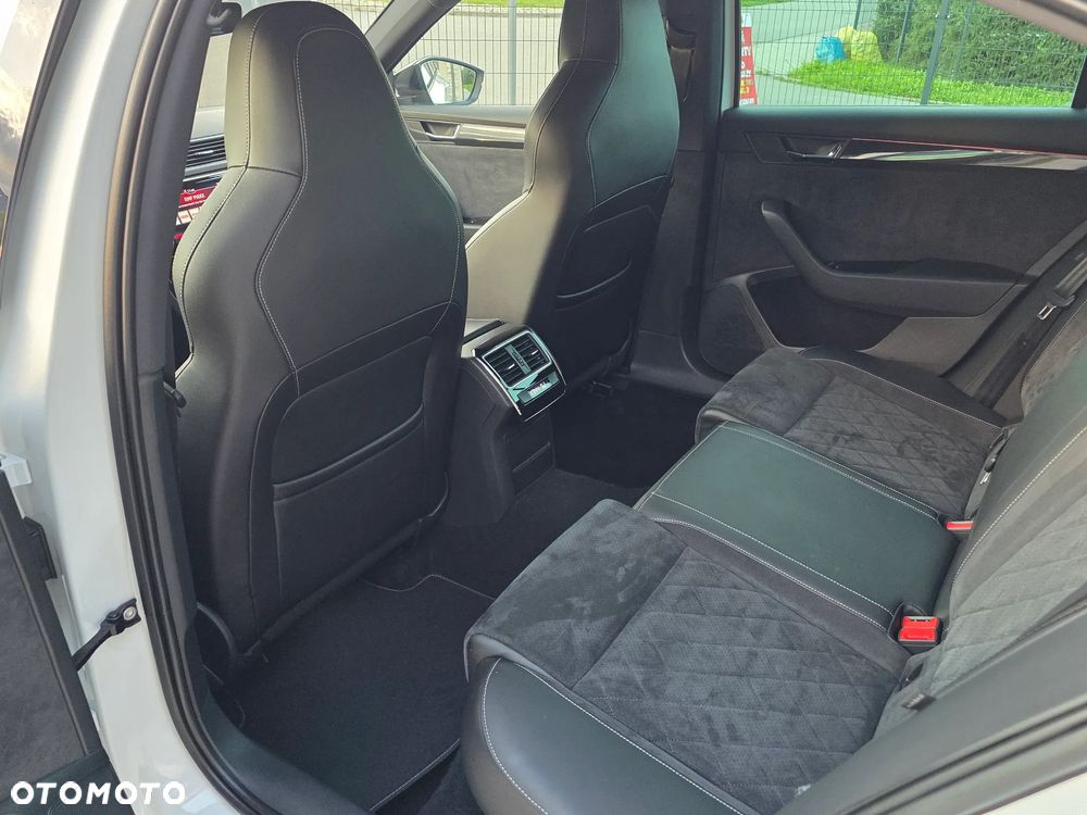 Skoda Superb 2.0 TSI 4x4 Sportline DSG - 10