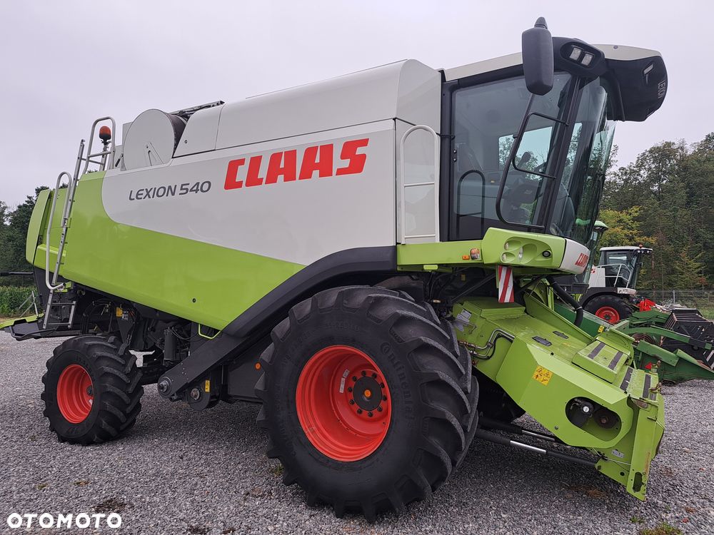 Claas LEXION 540 heder Vario V660 - 3
