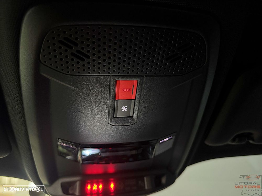 Peugeot 2008 1.2 PureTech GT Line EAT8 - 22