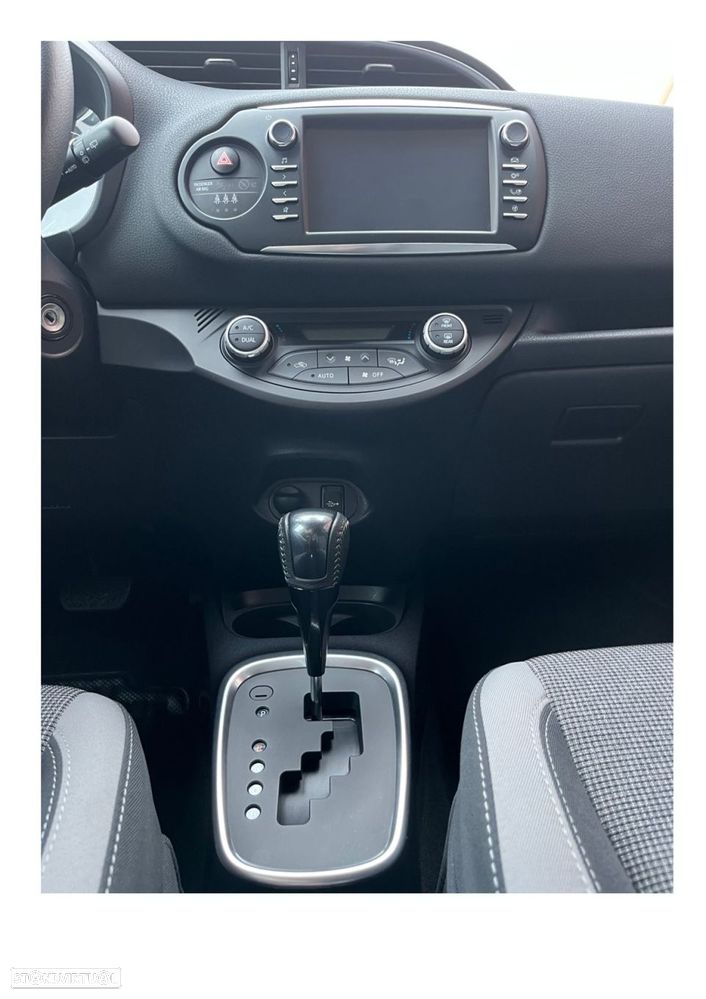Toyota Yaris - 13