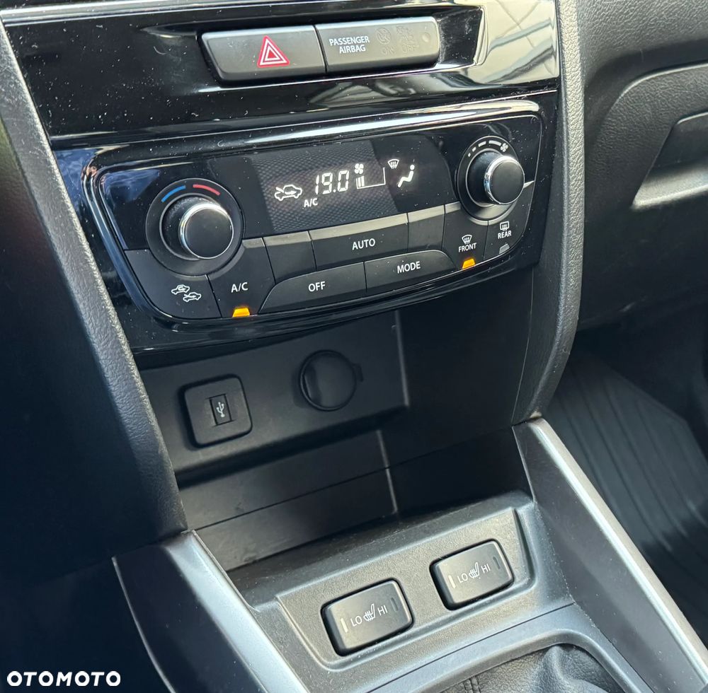 Suzuki Vitara 1.0 Boosterjet Premium 2WD - 7