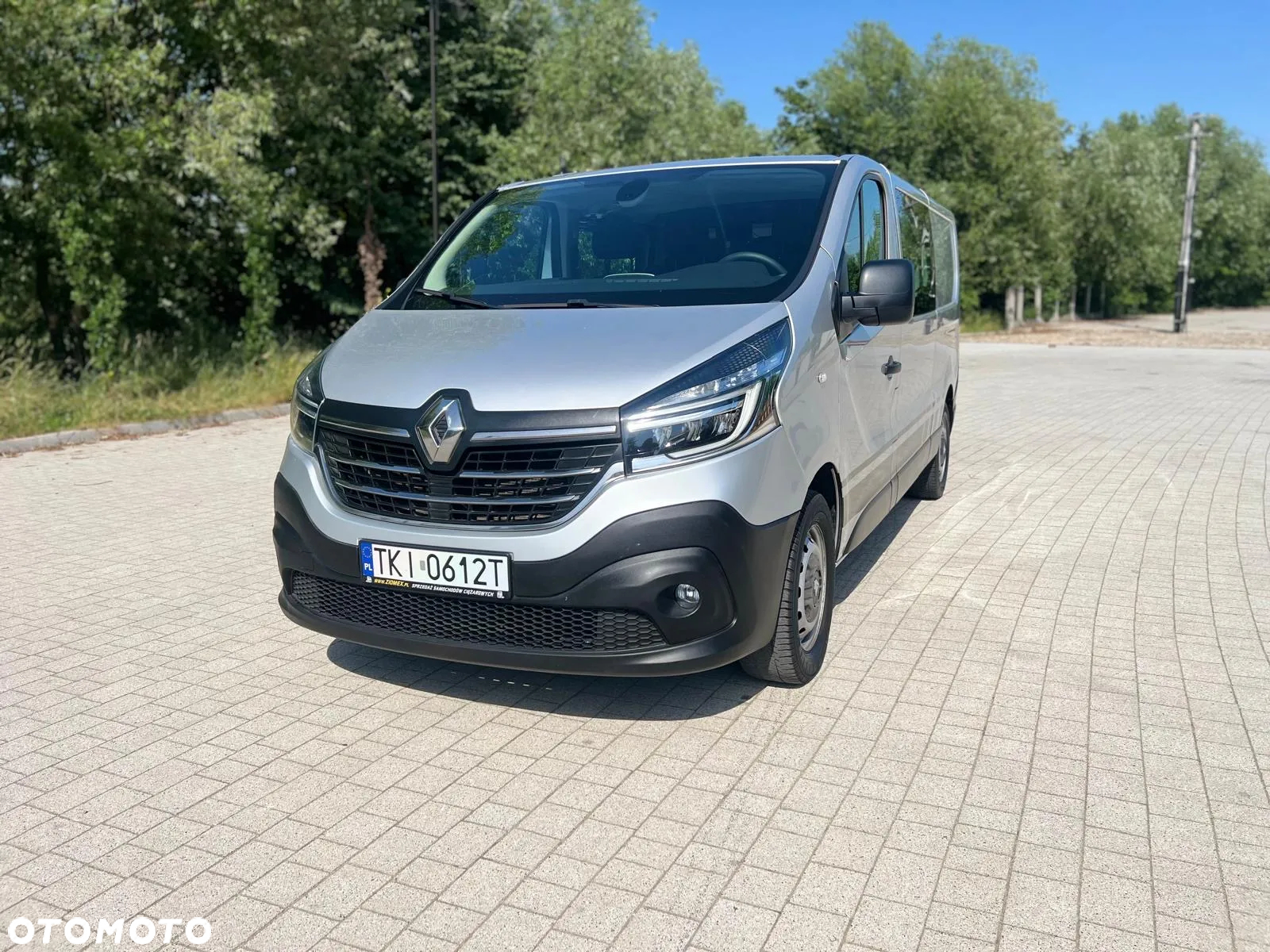 Renault Trafic L2H1 / 2.0 DCI / Brygadówka / 6 osób / - 13