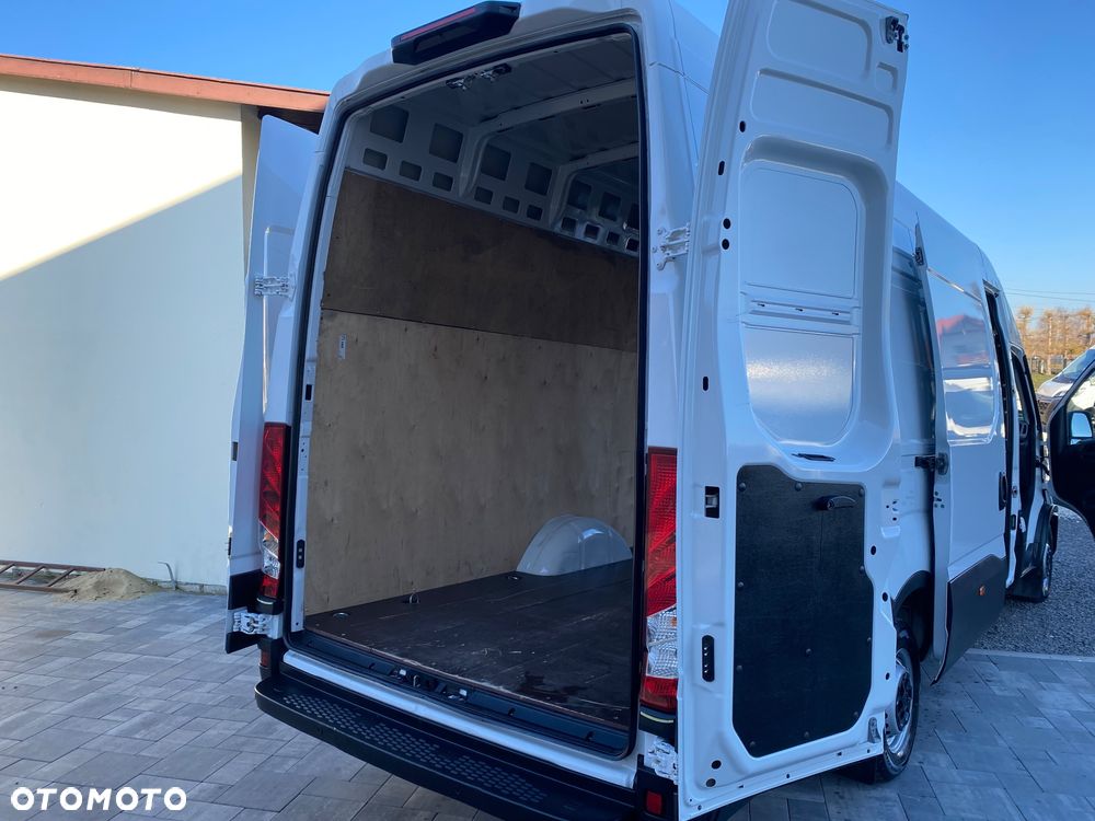 Iveco DAILY 3.0 HI MATIC 35-180, MAX długi, zakupiony w salonie w Rzeszowie, serwisowany, bezwypadkowy, pełna dokumentacja - 35