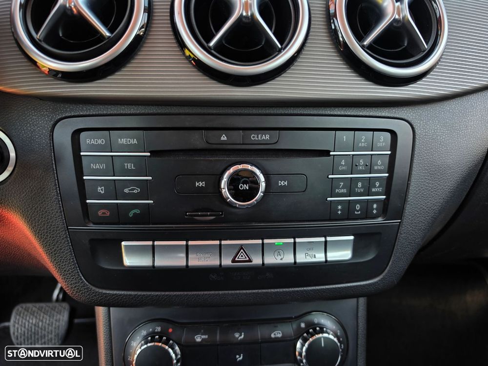 Mercedes-Benz B 180 d Style Aut. - 30