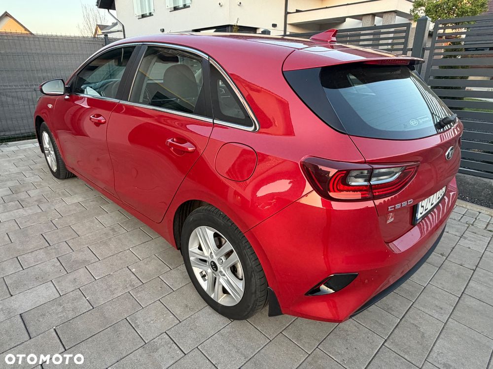 Kia Ceed 1.6 CRDi SCR M - 5
