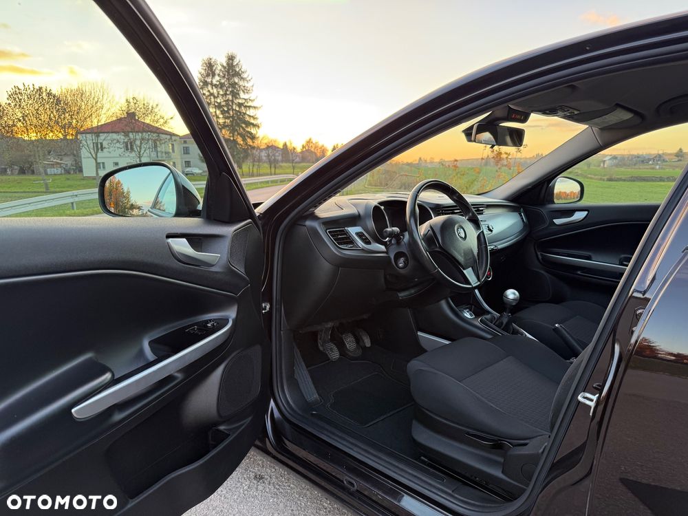 Alfa Romeo Giulietta 1.6 JTDM 16V Business - 7