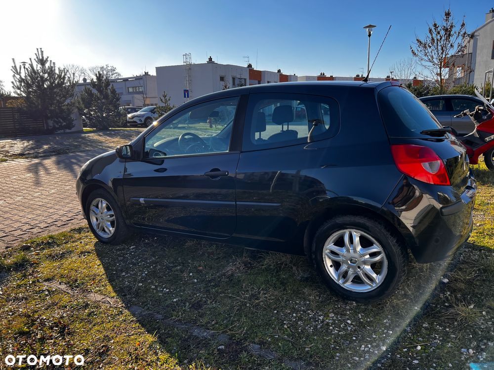 Renault Clio 1.2 16V Extreme - 3