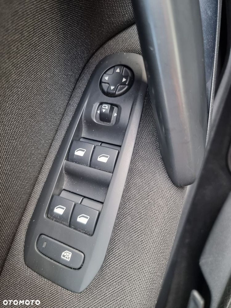 Peugeot 308 1.2 PureTech GPF Active Pack Business S&S - 27