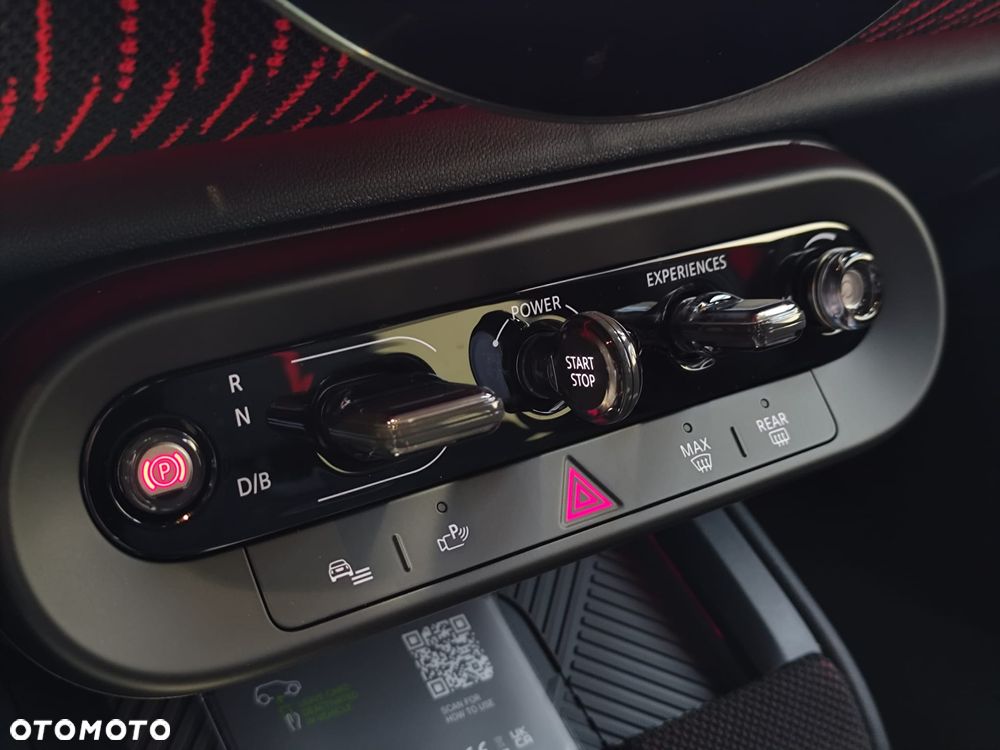 MINI Countryman SE ALL4 66.5kWh Linia Essential - 24