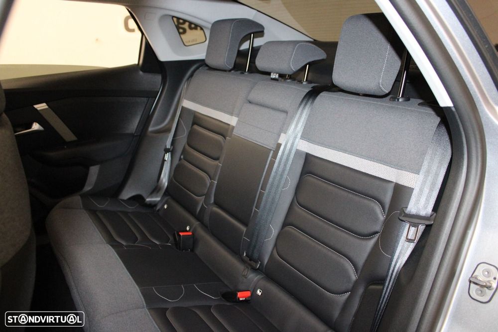 Citroën C4 X 1.2 PureTech Max EAT8 - 37