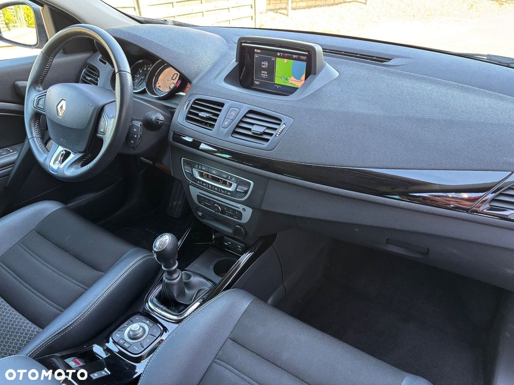 Renault Megane ENERGY TCe 130 BOSE EDITION - 34
