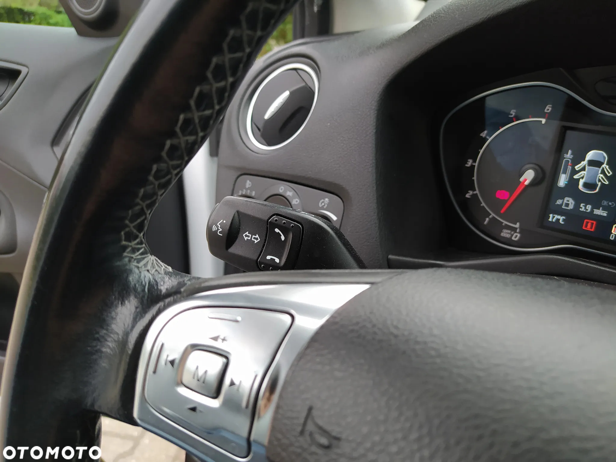 Ford Mondeo 2.0 TDCi Titanium - 28