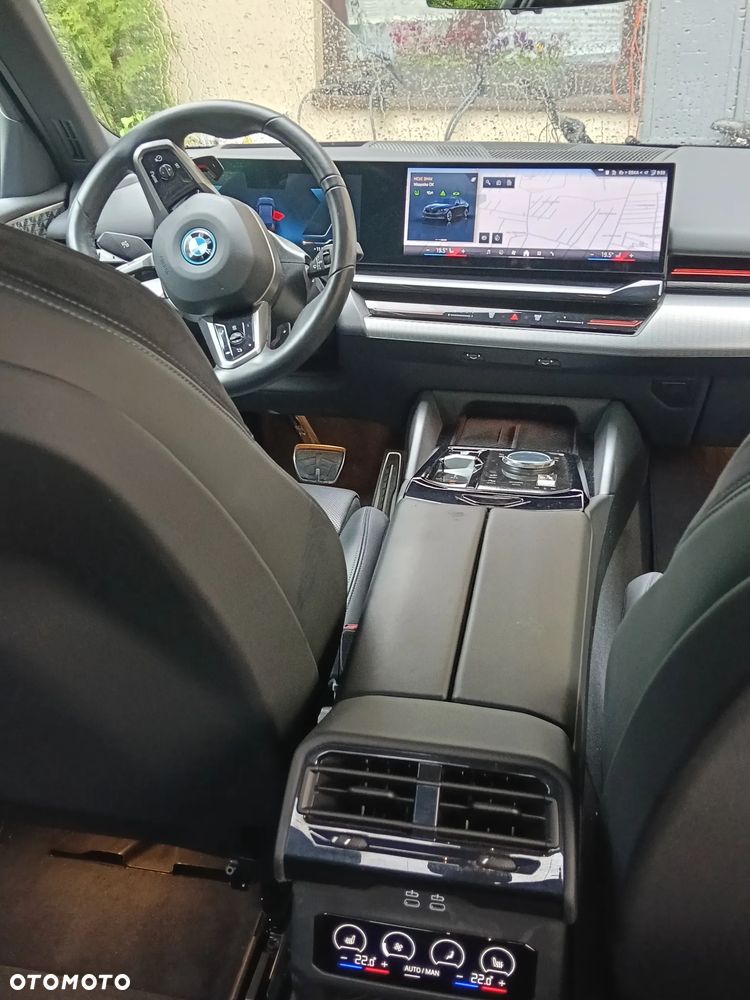 BMW Seria 5 530e PHEV M Sport - 6