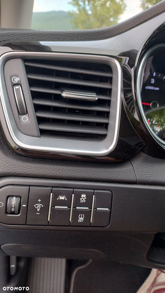 Kia Ceed SW 1.6 CRDi DCT Platinum Edition - 40