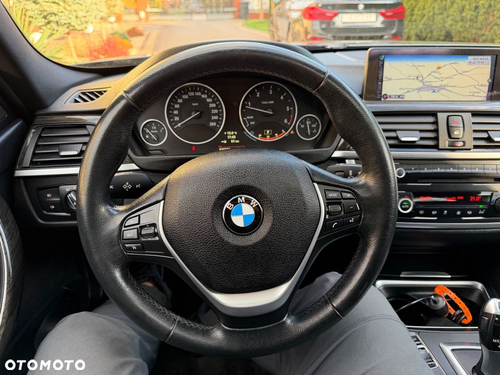 BMW Seria 3 320d Efficient Dynamic Edition Luxury Line - 24