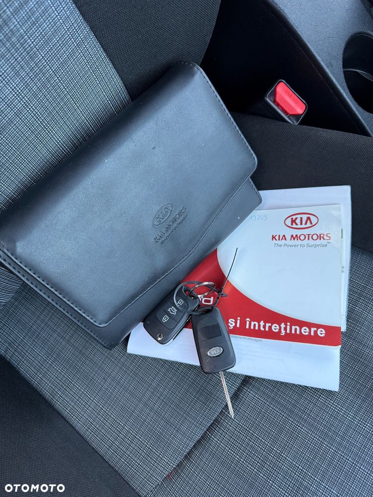 Kia Ceed 1.4 CVVT Attract - 38