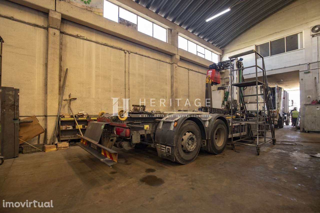 Armazém industrial para venda - Grande imagem: 2/33