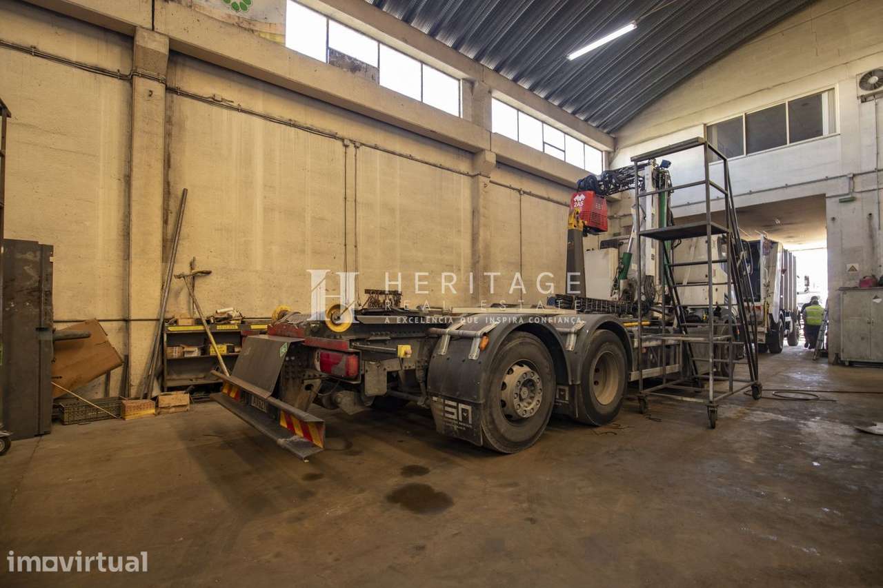 Armazém industrial para venda - Grande imagem: 2/33