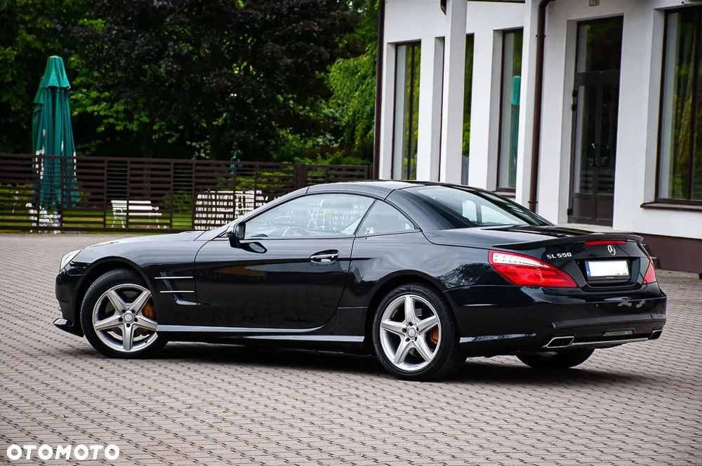 Mercedes-Benz SL - 21