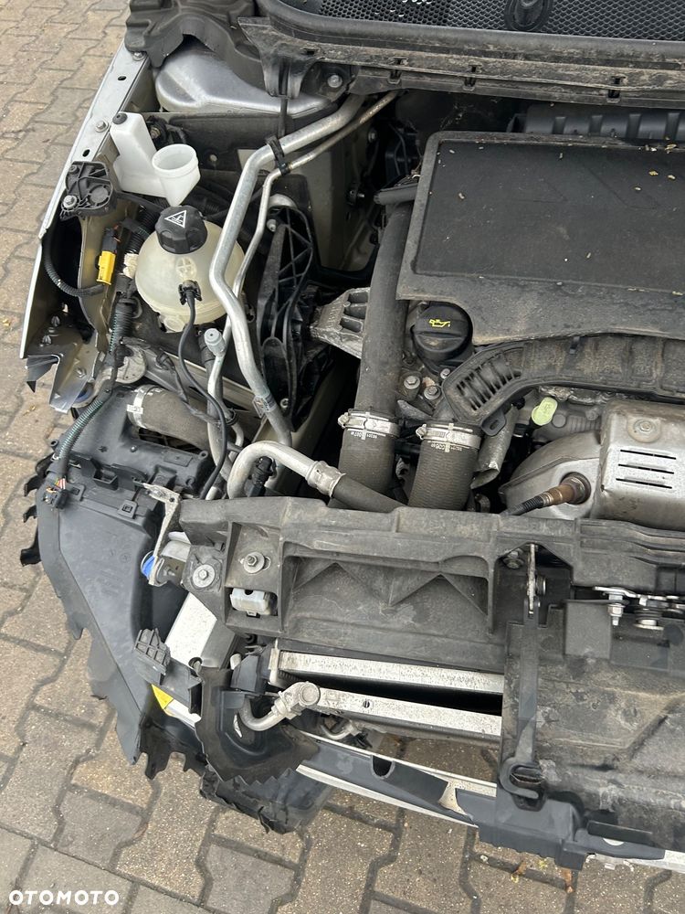 Peugeot 308 - 36