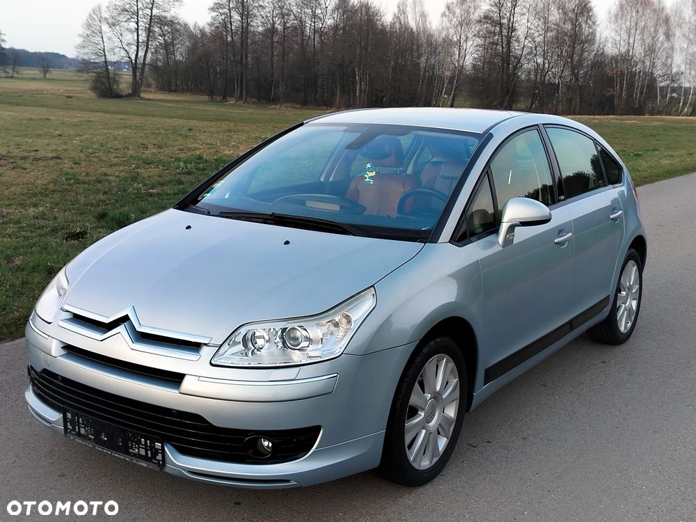 Citroën C4 1.6 16V Exclusive - 1