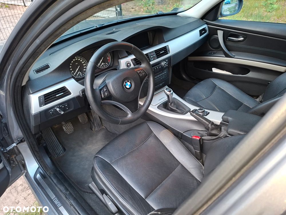 BMW Seria 3 - 10
