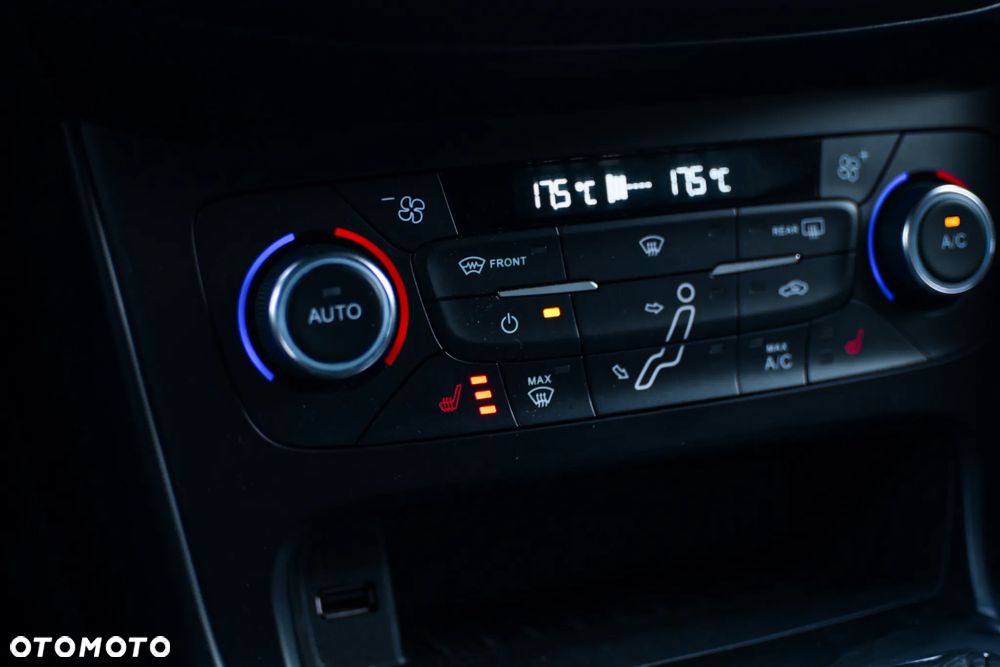 Ford Focus 2.0 TDCi ST-2 - 32