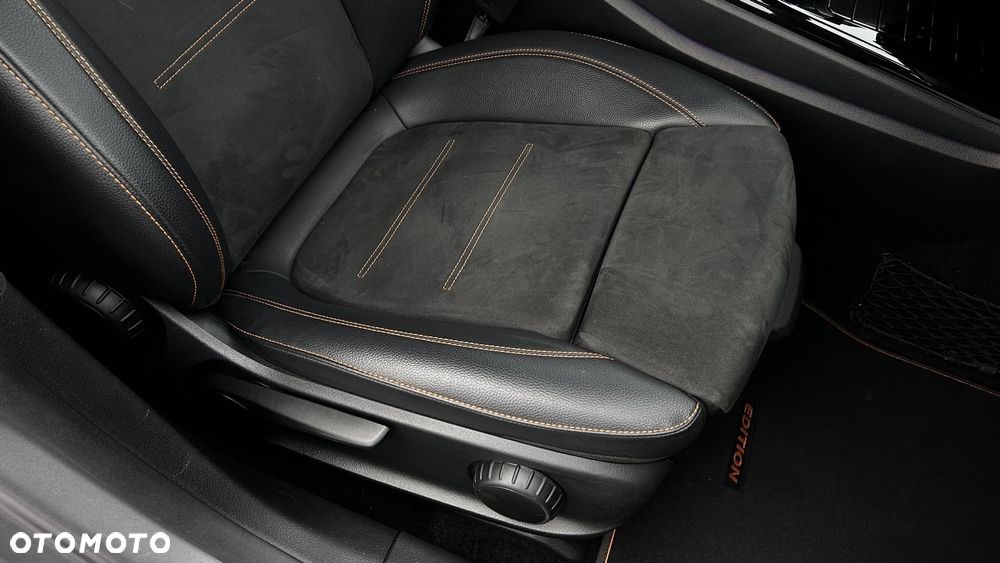 Mercedes-Benz CLA 220 4-Matic Edition 1 7G-DCT - 25